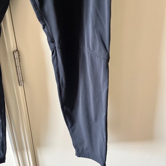 Fabletics The One Active Taper Jogger Black Unisex Size XS - Picture 5 of 8